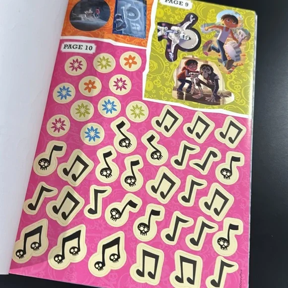 Coco: Friends Forever - Colouring & Activity Book - Picture 5 of 10